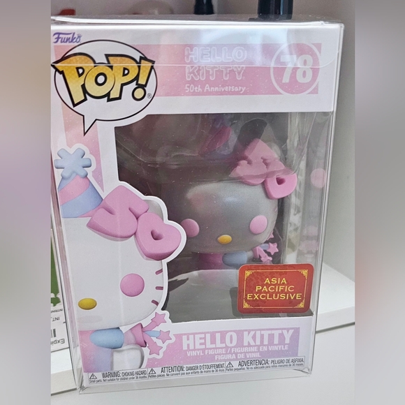 Hello KITTY Collectables - Picture 4 of 11